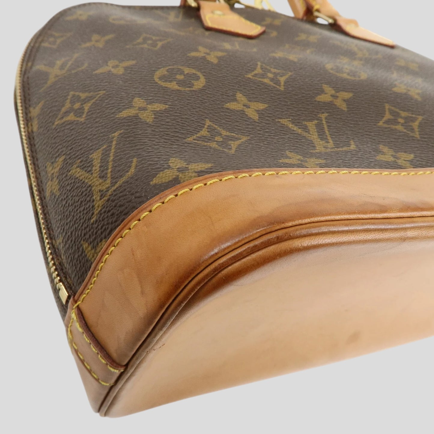 Louis Vuitton Alma Monogram